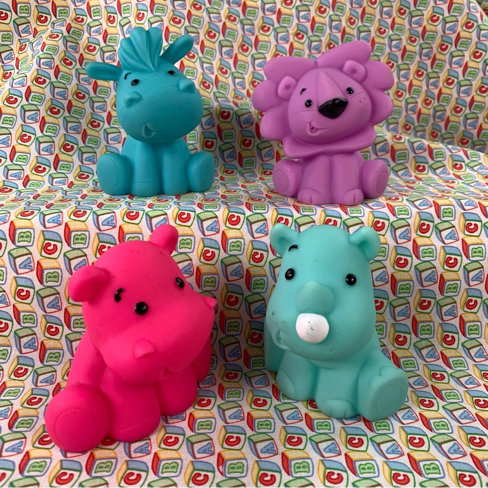 Infantino Colorful Animal Playset.